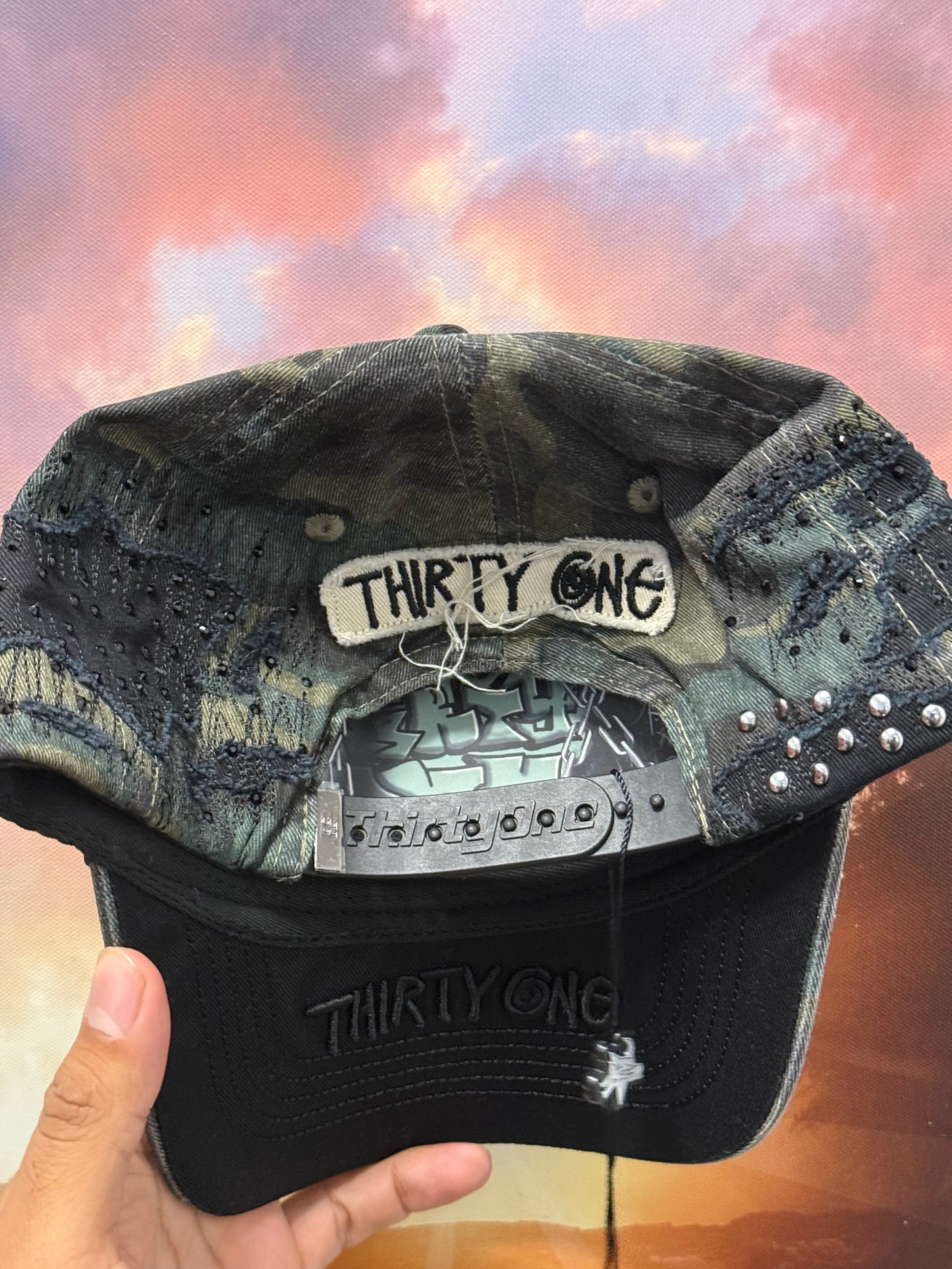 31 hats war ready- solo gorra