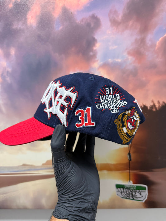 31 Hats  - W series solo gorra.