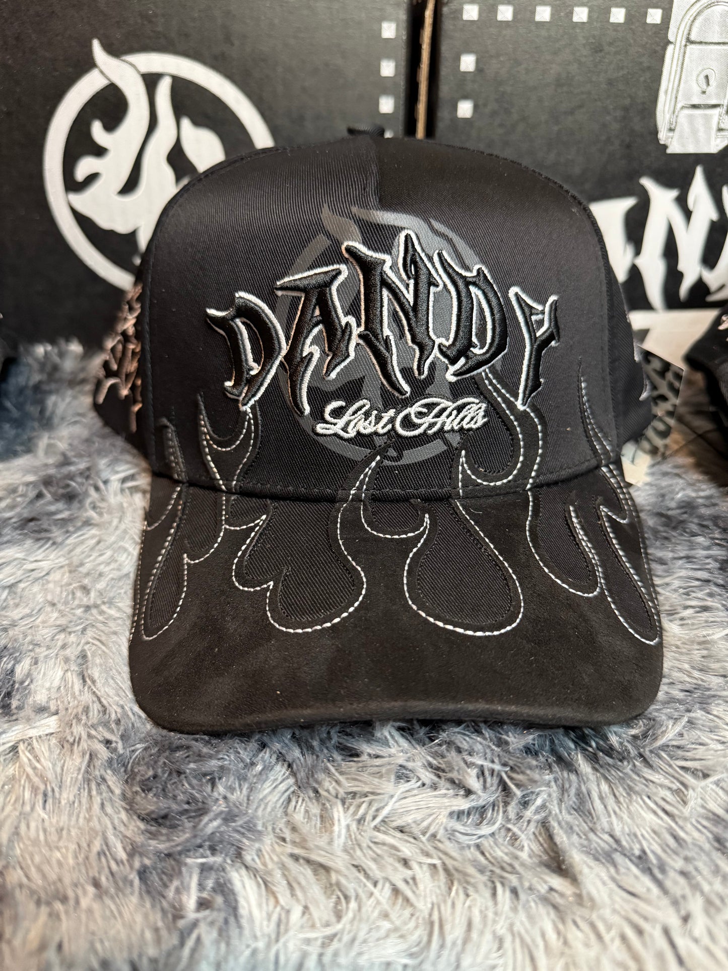 Dandy H - Burning Hills solo gorra