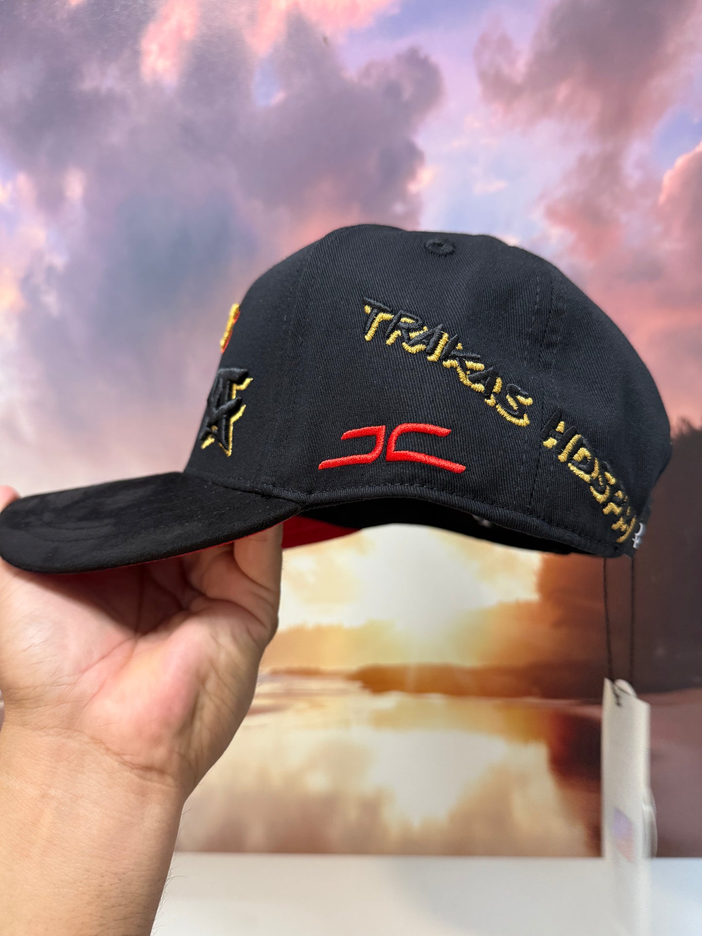 JC Hats Luis R / martes 13 gorra y cubre polvo