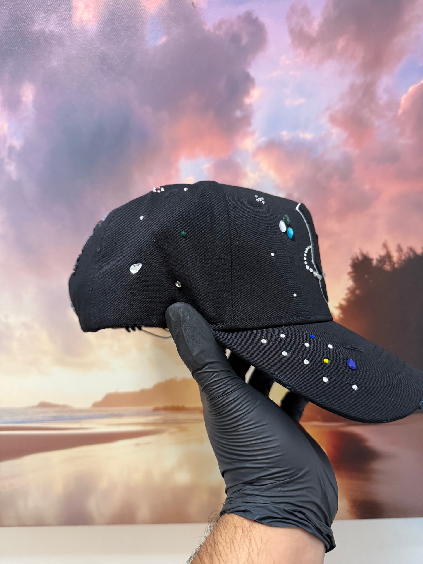 31 hats x El Mago Universe