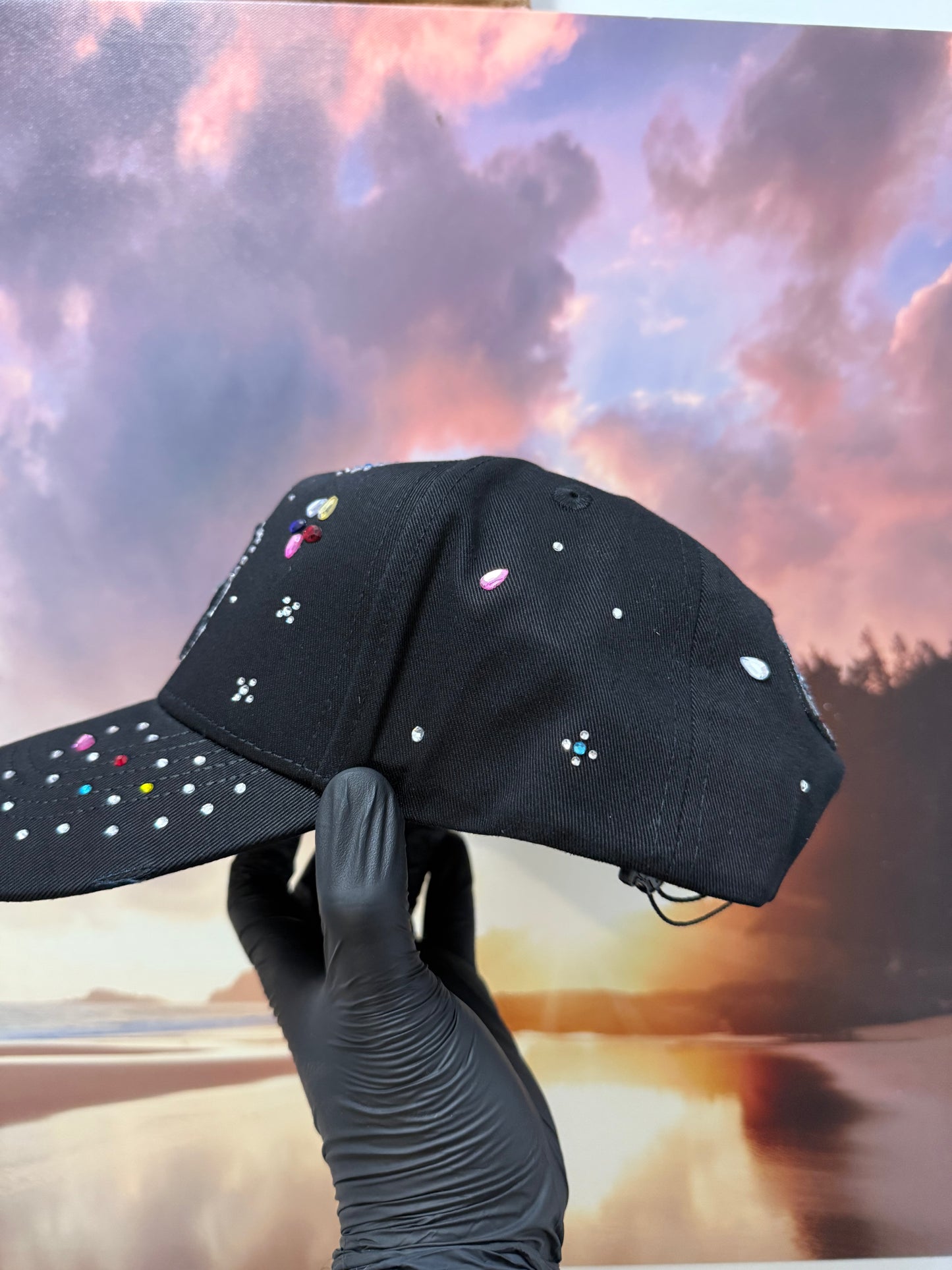 31 hats x El Mago Universe
